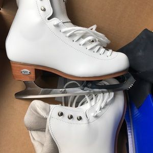 Riedell Skates and Blades